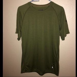 Smartwool merino t shirt size medium green